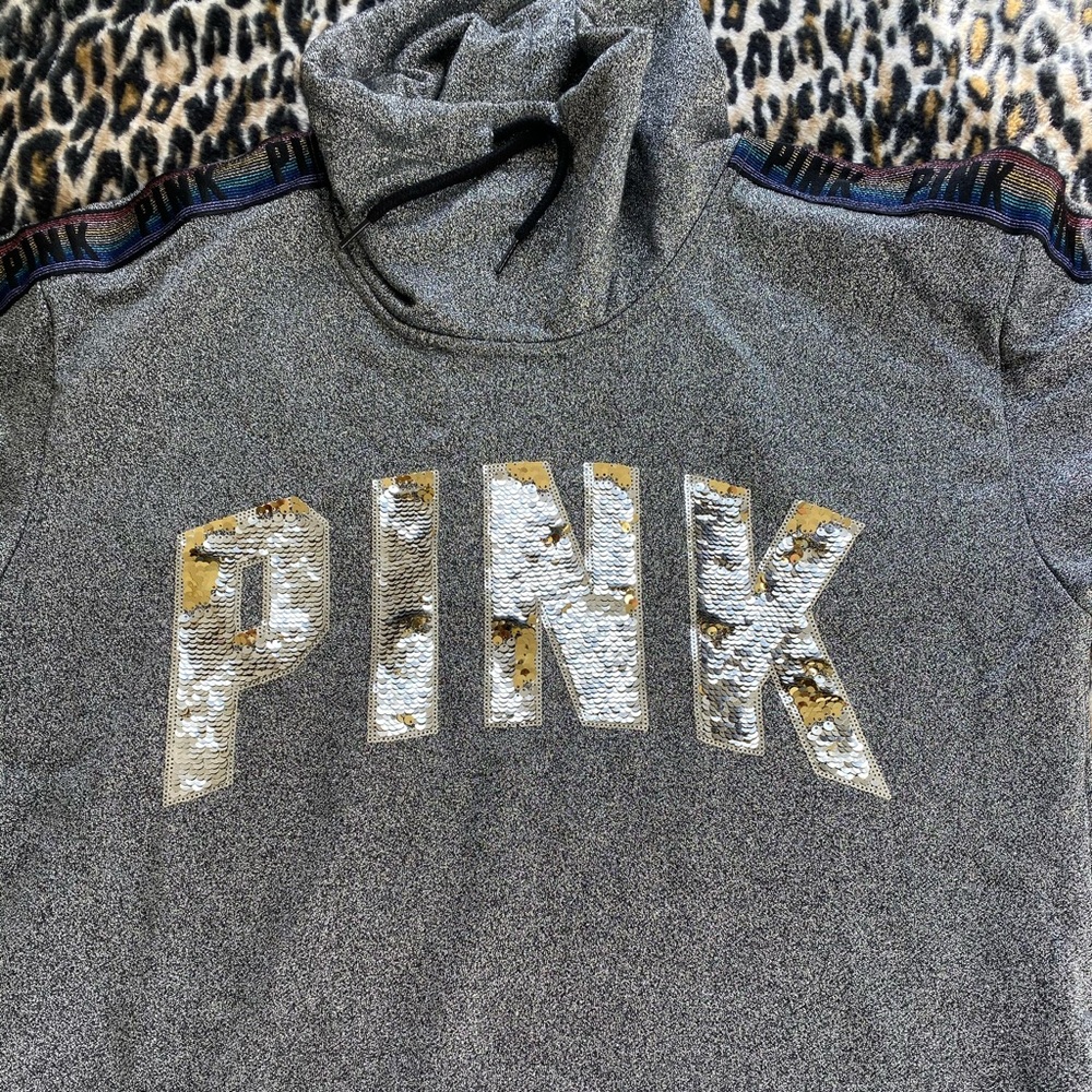 Vs bling pullover
